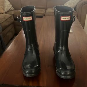 Size 9 Black Hunter boots